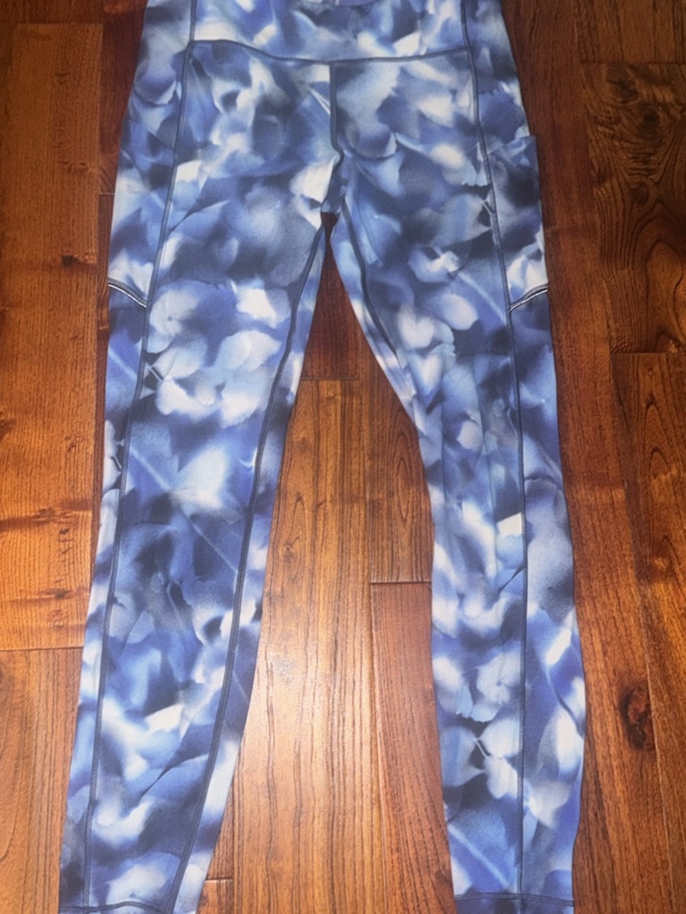 lululemon speed up tight full length 8 blue tie dye